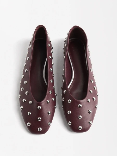 Ballerines avec des clous Noir | Parfois France