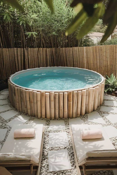 DIY : 17 idées faciles pour relooker ses meubles de jardin