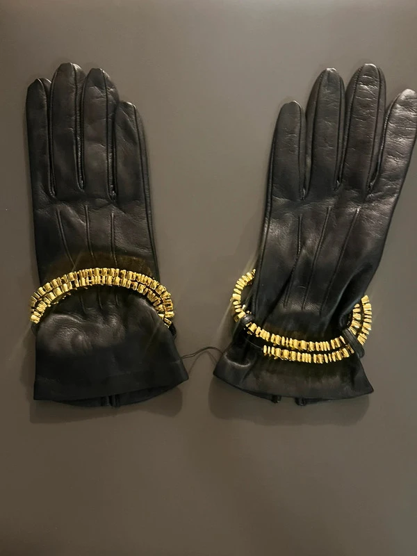 Guanti in pelle neri e oro Moschino