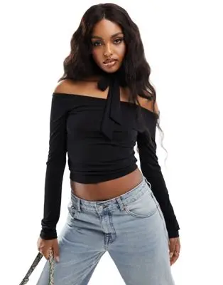 NA-KD x Chloé Monchamp - Top manches longues avec détail noué sur le cou - Noir