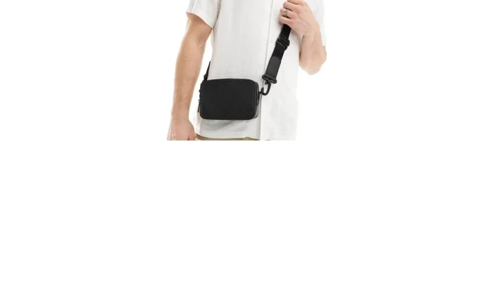 Les vêtements et accessoires