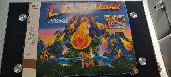 L&#039;île Infernale MB Complet