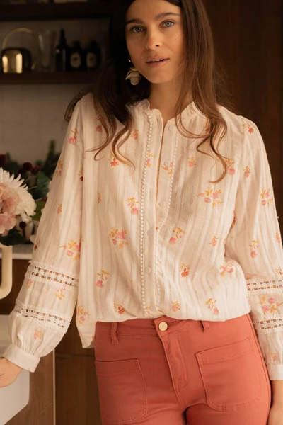 Chemise Avec Un Motif Fleuri - Ecru - Boutique Libertie