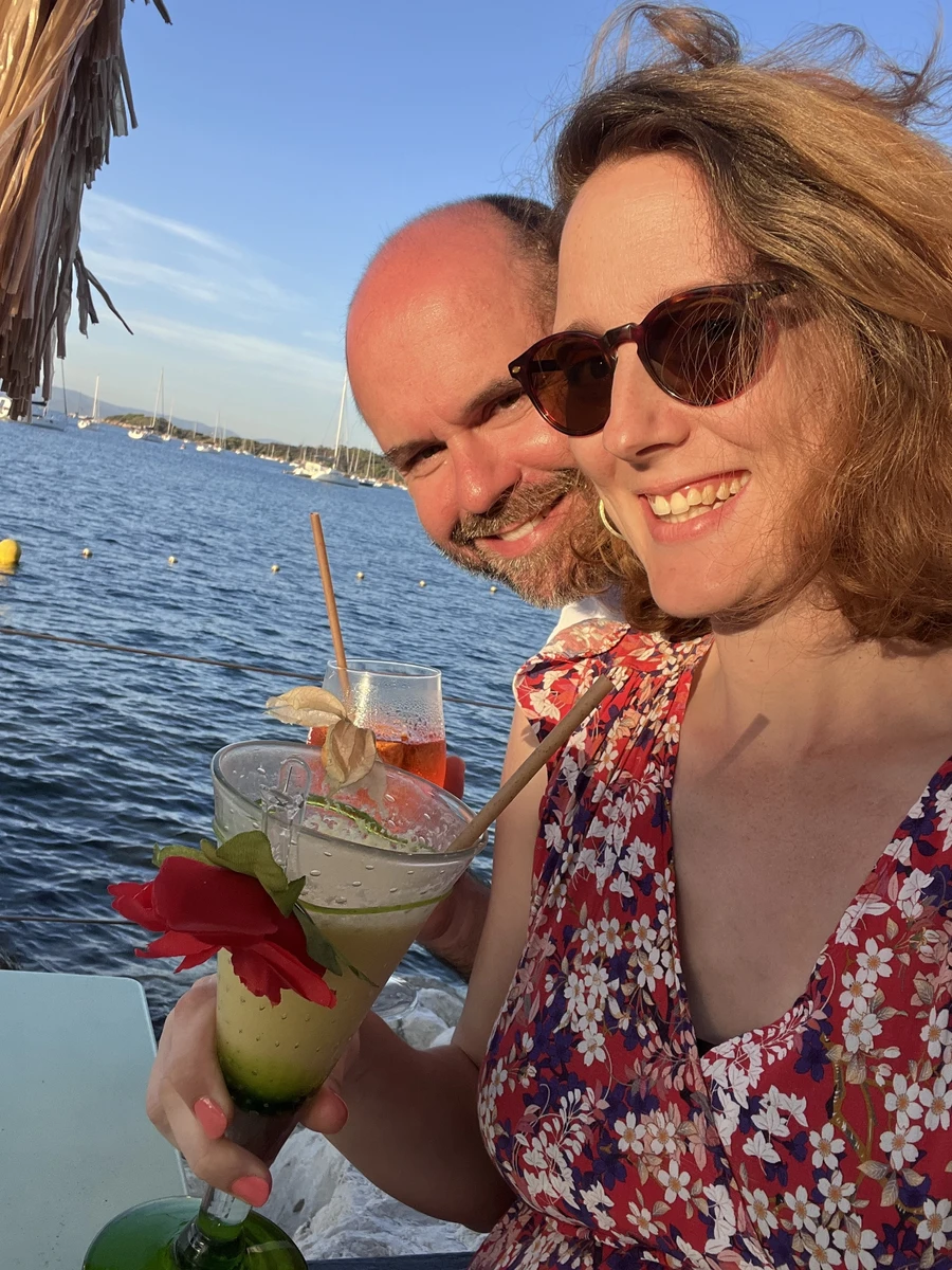 Un resto / une soirée en amoureux pour les jeunes parents