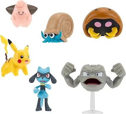 Pokémon Pack de 6 figurines de combat Pokémon – Contient des figurines de combat de 5 cm, Pikachu, Mélo, Riolu, Racaillou, Amonita et Kabuto