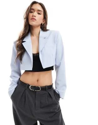 Bershka - Blazer court - Bleu poudré | ASOS
