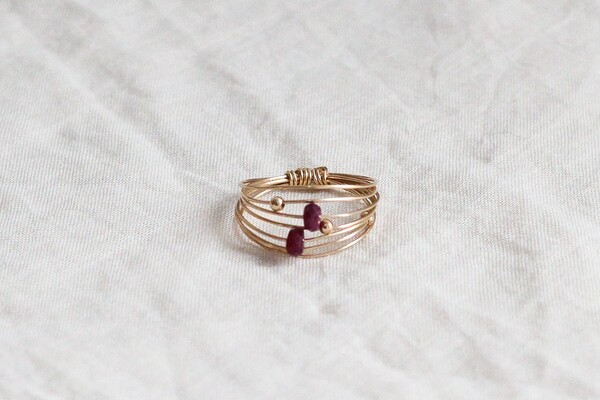 Bague Wire // Red Saphire