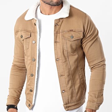Une veste comme ca j'aime bien, la couleur surtout