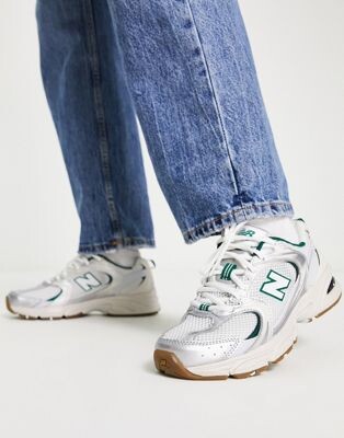 New Balance - 530 - Baskets - Blanc et vert - Exclusivité ASOS