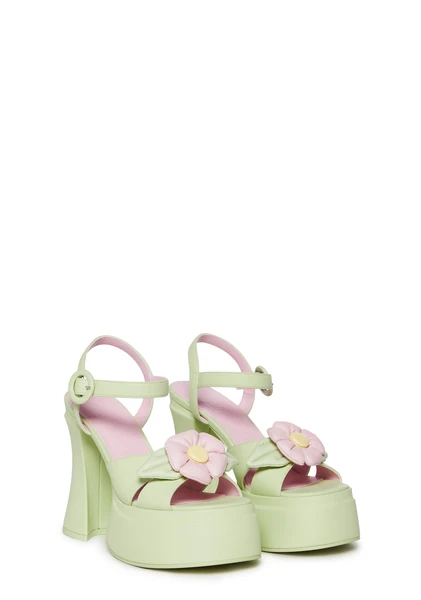 Sugar Thrillz Flower Platform Sandals - Green