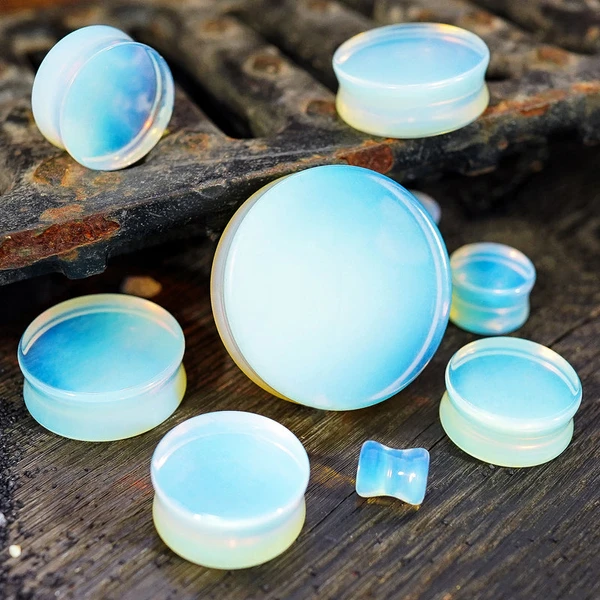 Opalite Glass Plug / Gauge