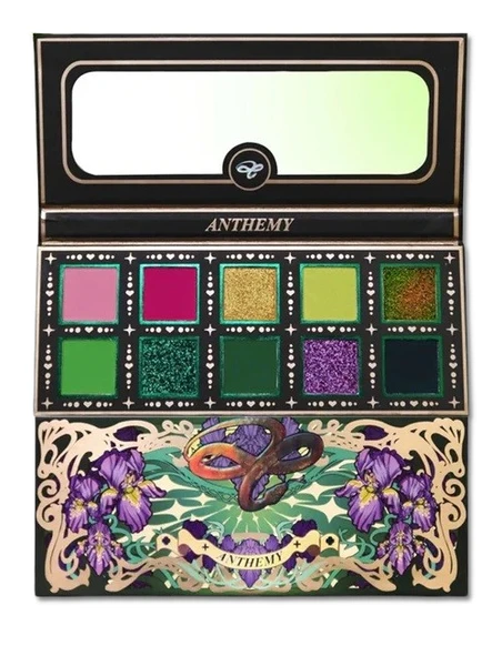 Serpent’s Emerald Gaze