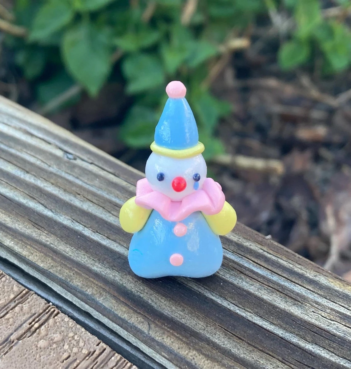 Figurine faite main de Gary le clown