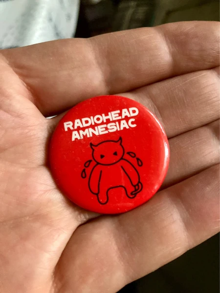 Radiohead Amnesiac pin badge spilla