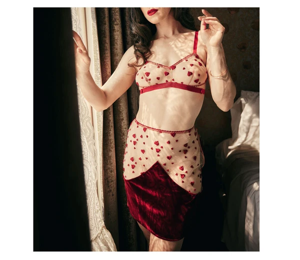 Rouge Half Slip