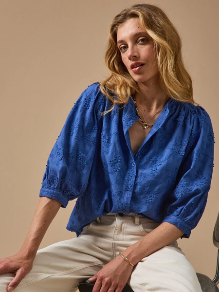 Blouse coton brodée fleurs 3D femme