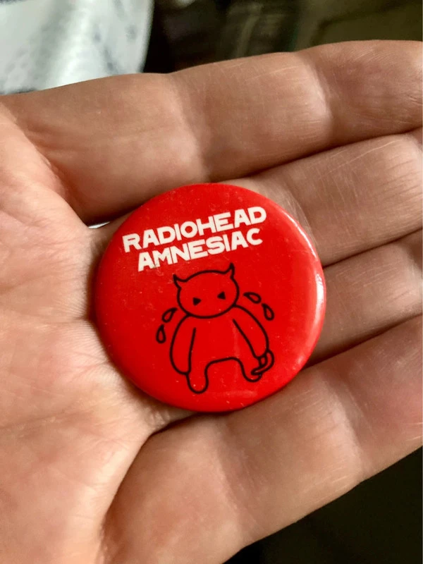 Radiohead Amnesiac pin badge spilla