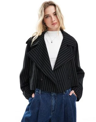ASOS DESIGN - Trench-coat court - Noir à fines rayures | ASOS