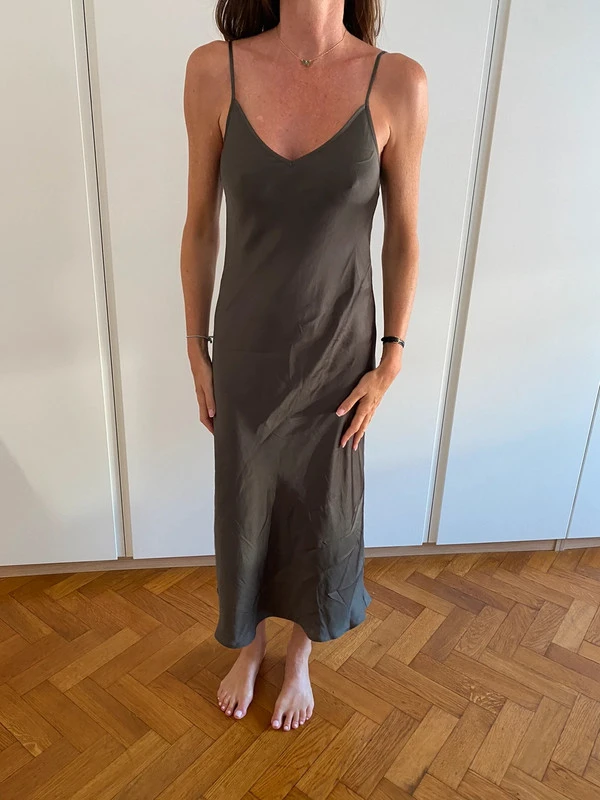 Robe kaki Allsaints