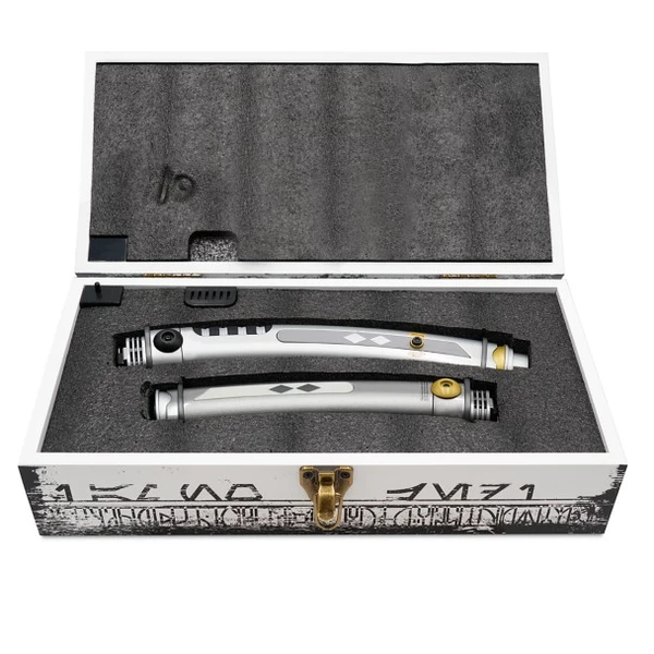 Sabre laser : Ahsoka Tano Legacy LIGHTSABER Hilts – Star Wars: Galaxy's Edge – Limited Edition