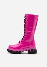 VEGAN TRINITY - Bottes à plateau - pink