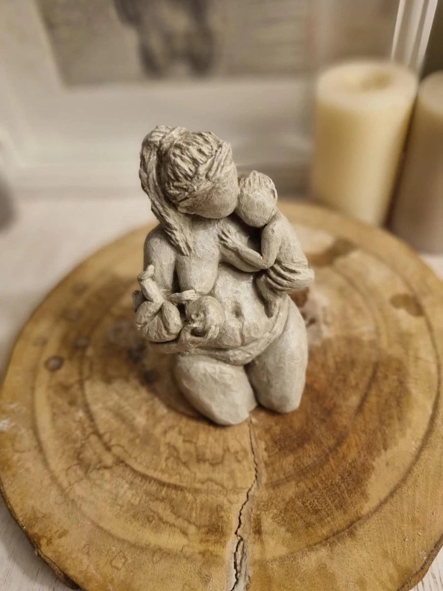 Motherhood Sculpture