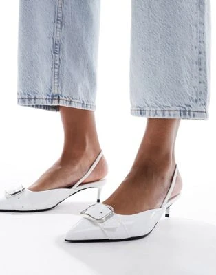 ASOS DESIGN - Score - Chaussures à petit talon avec bride arrière et boucle - Blanc