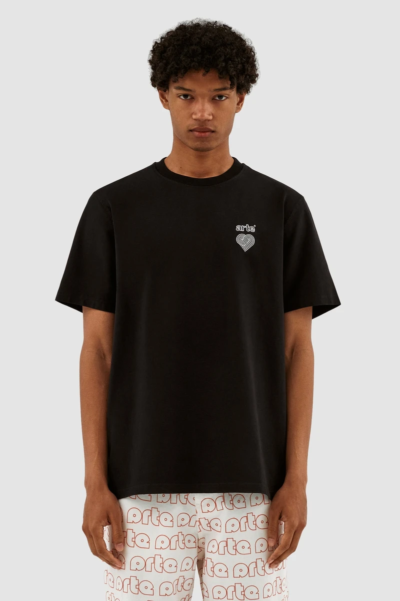 XS Noir - Taut Embroi Heart Logo T-shirt - Black
