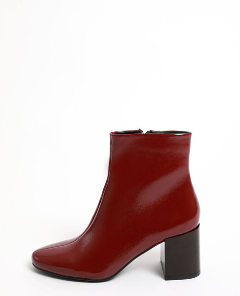 Bottines à talons vernis