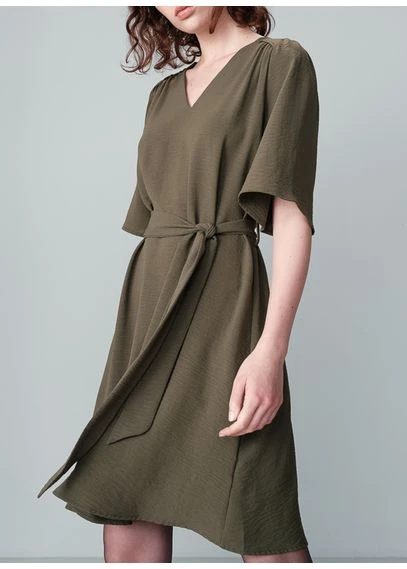 Robe courte ceinturée à fronces | Vert