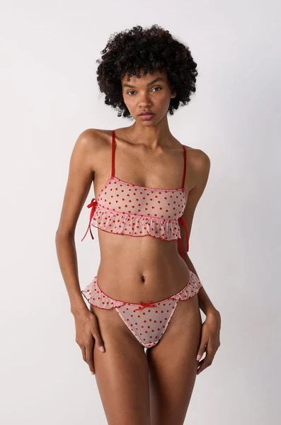 Brassière en tulle coeurs