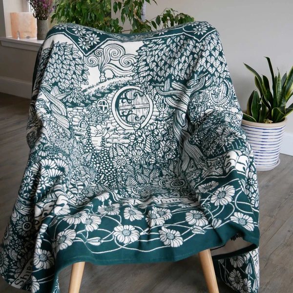SHIRE™ Longbottom Yoga Blanket/Throw