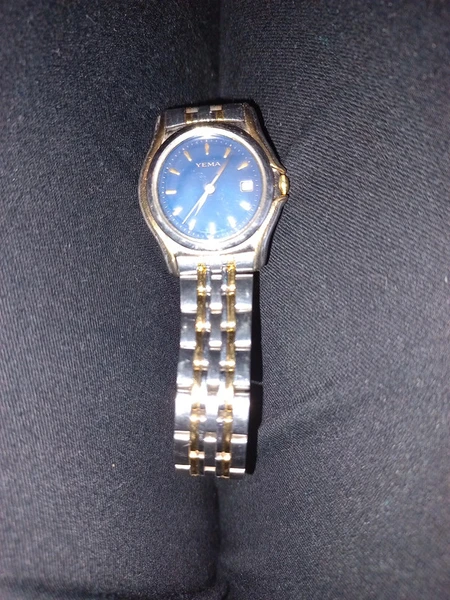 Montre Yema