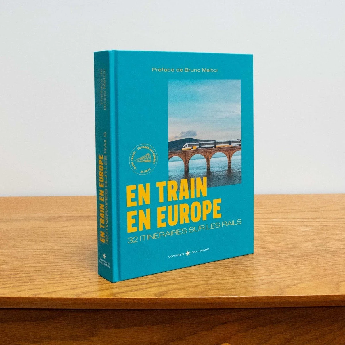 Livre En Train en Europe – 32 parcours ferroviaires – Guide slow travel Gallimard Loisirs