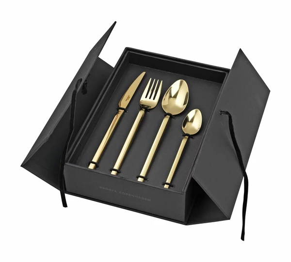 Ménagère de couverts en inox doré Tvis - Broste Copenhagen