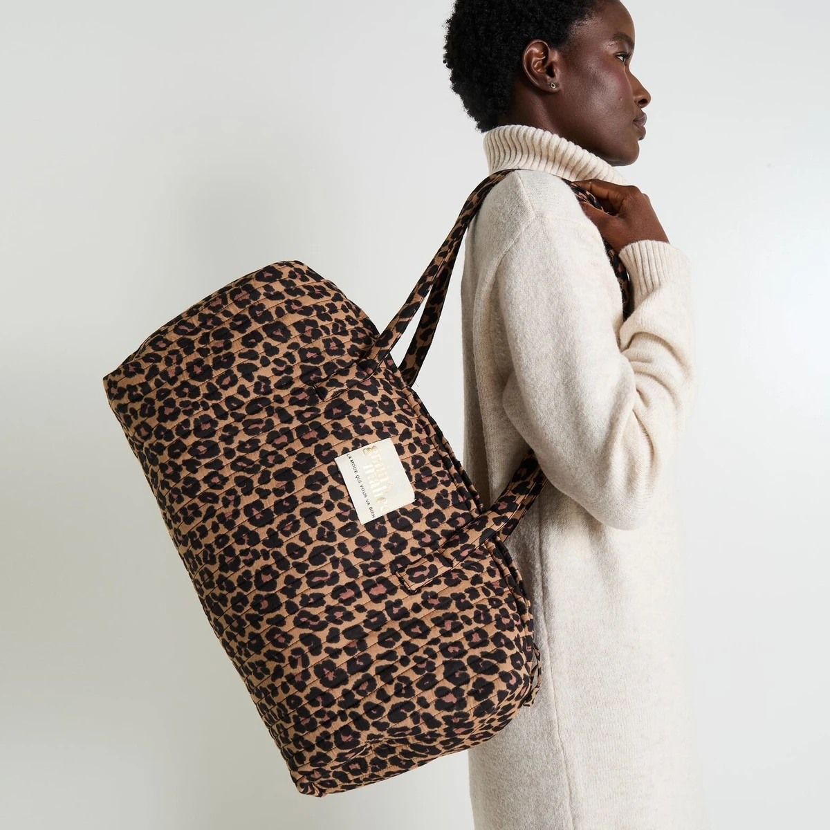 Sac tissu matelassé léopard femme