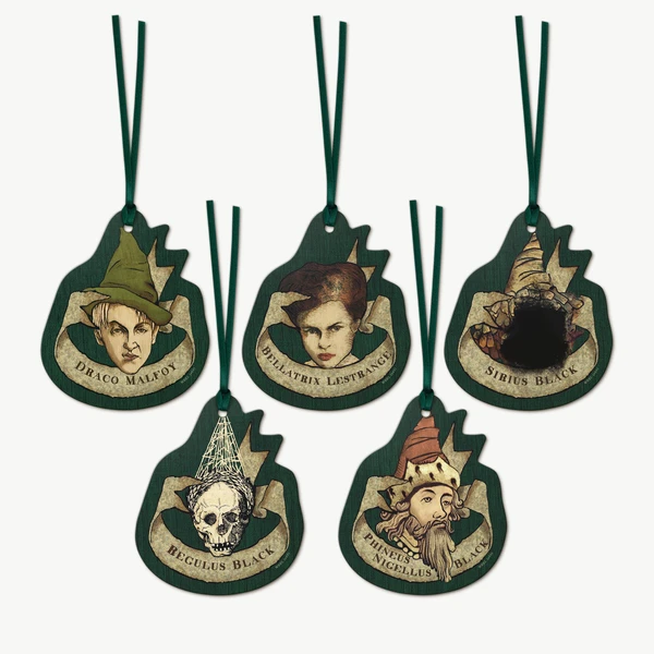 Black Family Tapestry - Infamous Witches & Wizards Gift Tag Set - MinaLima