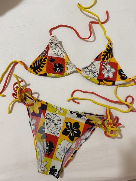 Costume golden lady giallo