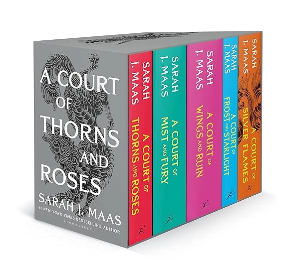 A Court of Thorns and Roses Paperback Box Set (5 books): The first five books of the hottest fantasy series and TikTok sensation Broché – 1 novembre 2022