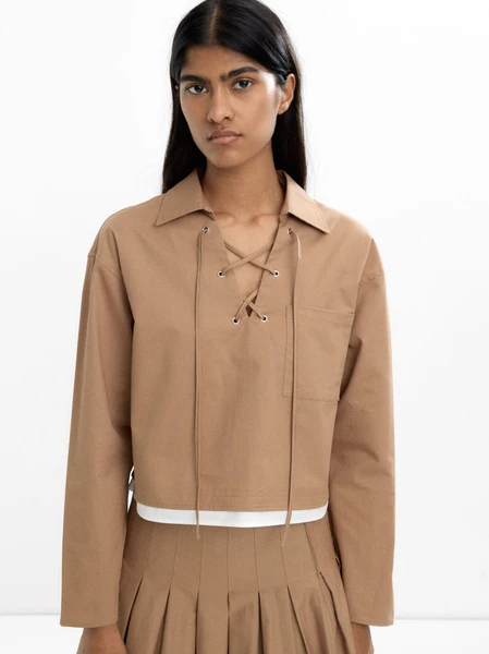 Blouse avec poche en 100% coton Marron Clair | Parfois France