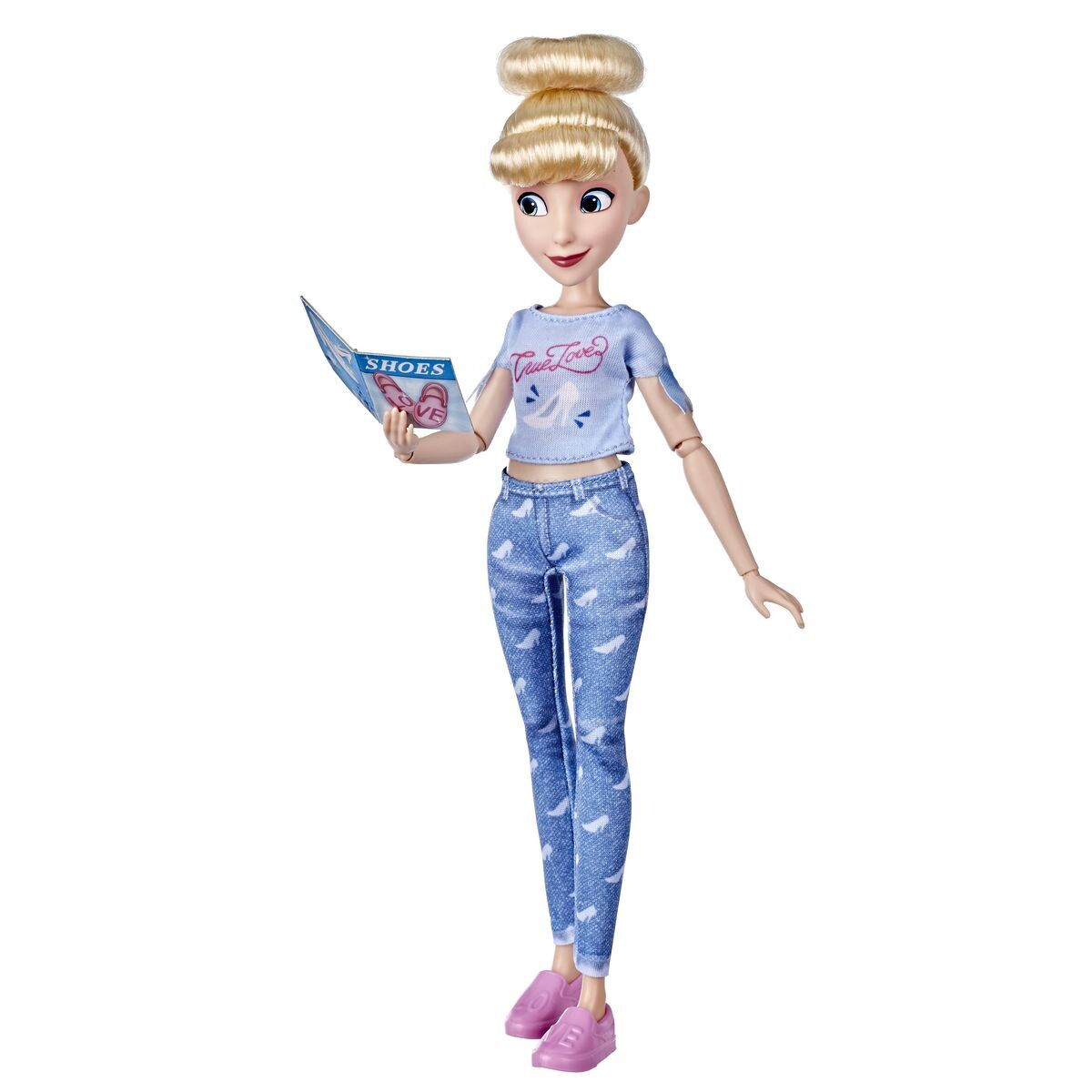 HASBRO Poupée princesse Disney Cendrillon avec tenue et accessoires