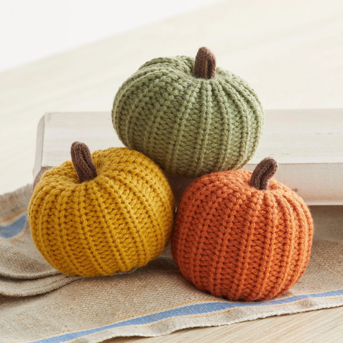 Ensemble de 3 citrouilles en tricot d'automne, tricot confortable, chaleur pour une décoration d'automne, plateau à plusieurs niveaux, remplissage de bol pour table à manger, cadeau pour hôtesse, cuisine