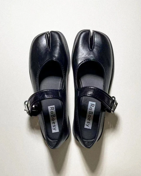 Adjustable Strap Tabi Mary Janes