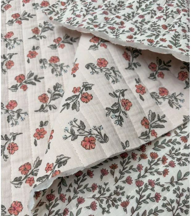 Tissu double gaze matelassé - motif fleuri beige, verso petites fleurs