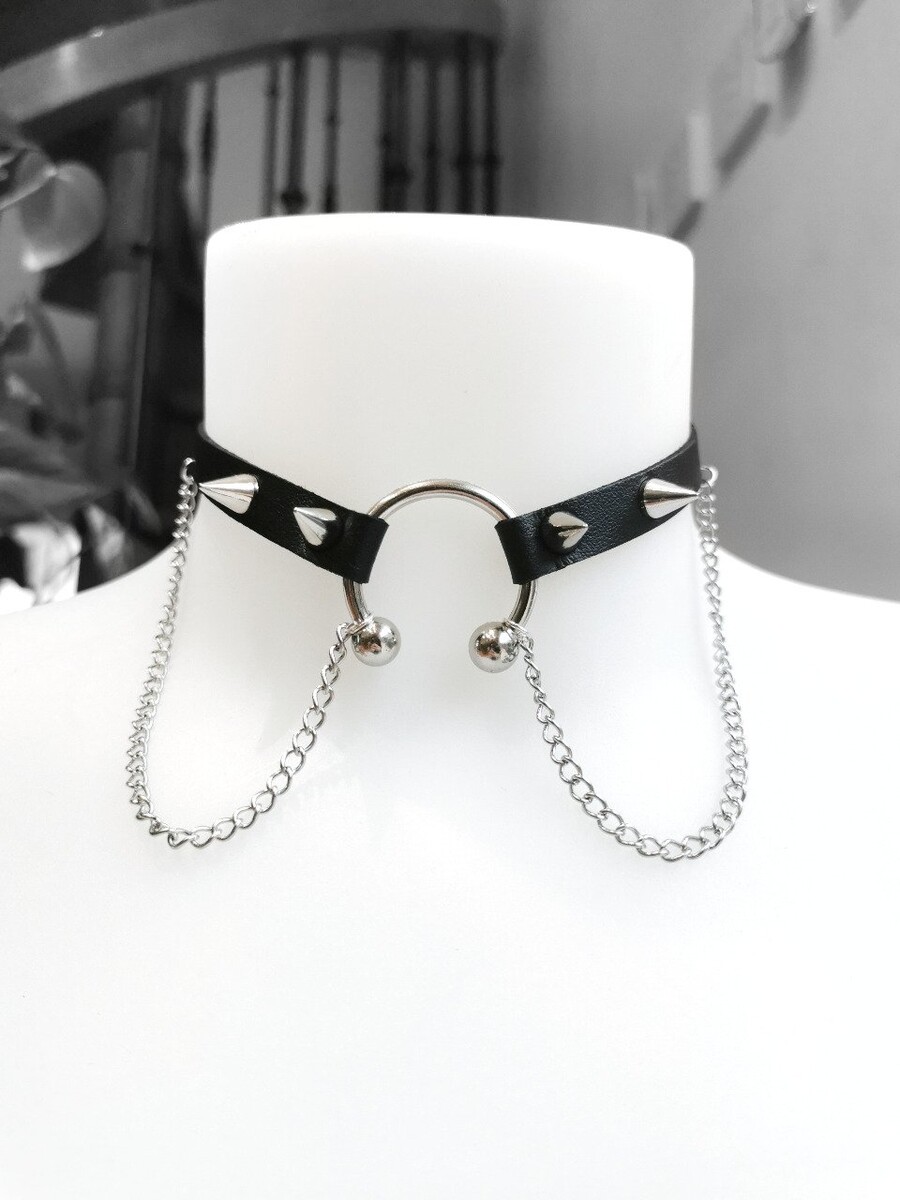 LETHAL METAL O-ring choker, choker piercing en simili cuir, avec spike et chaines. - Shop-decadenza