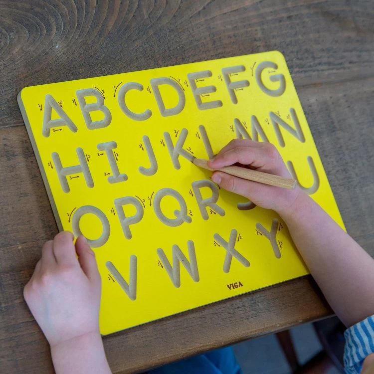 Tableau d'Entraînement - Lettres Majuscules