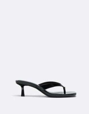 Stradivarius - Sandales à talon avec entredoigt - Noir