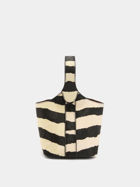 Sac seau en cuir avec contraste