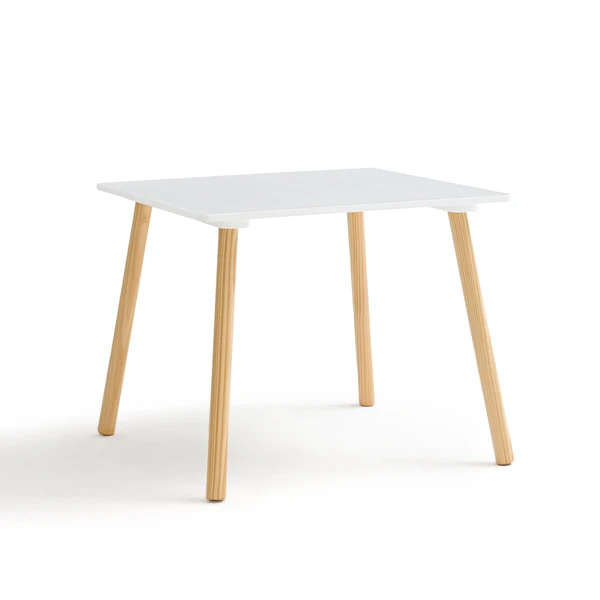 Petite table et petite chaise