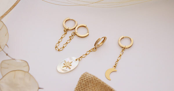DIY Mini créoles plaqué or et breloques lune et nacre - Perles & Co